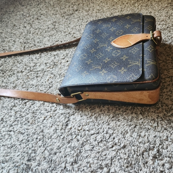 Louis Vutton Monogram Cartouchiere GM - Picture 5 of 14